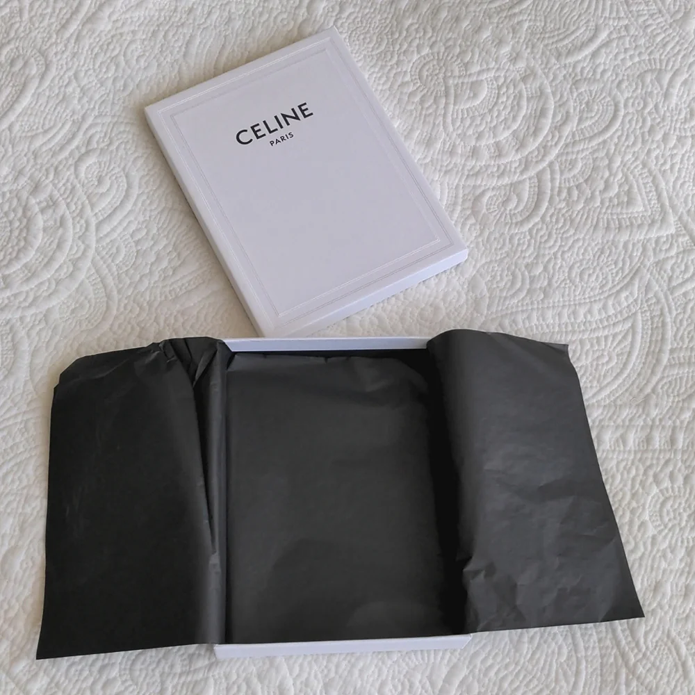 Celine Box - Picture 4 of 8